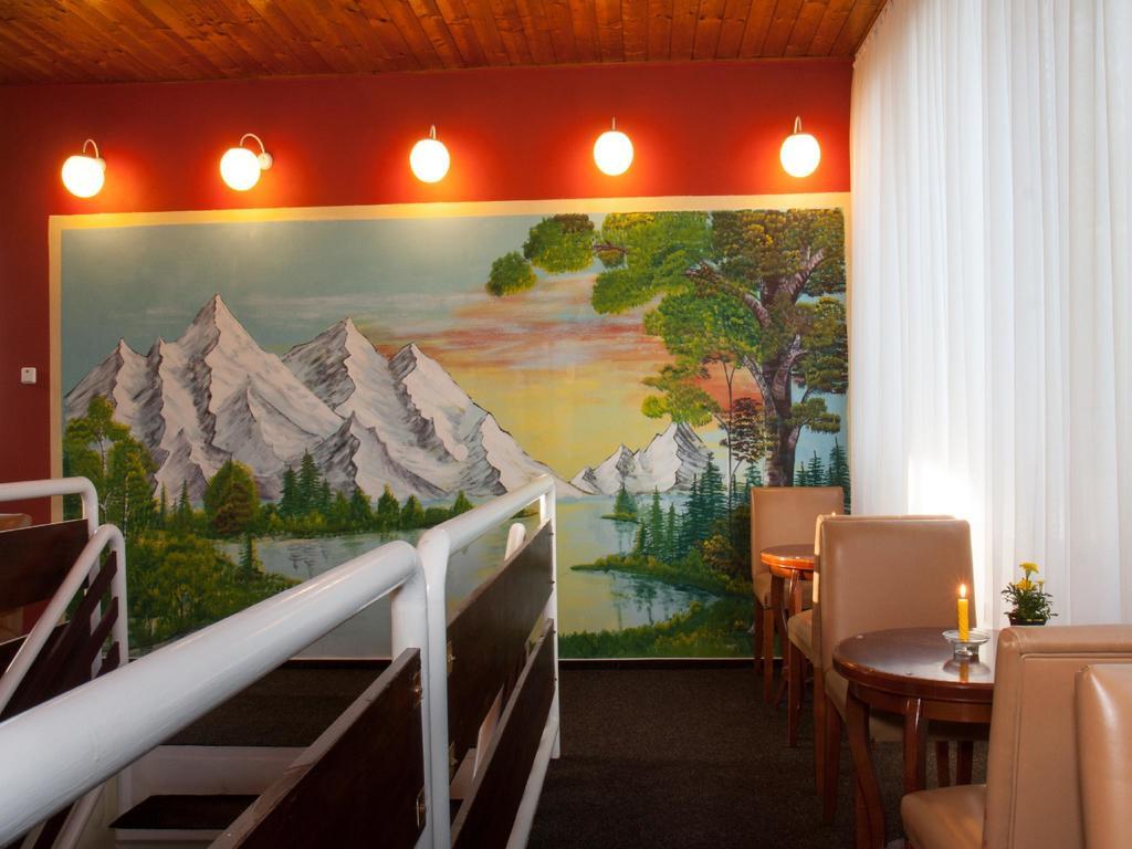 Hotel & Hostel Florian 프라하 외부 사진